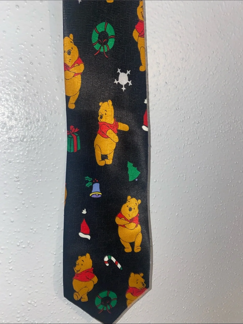 Vintage men’s Black Winnie the Pooh Holiday Tie